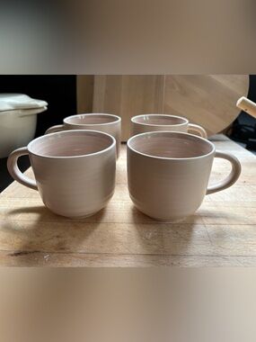 Like New Hawkins New York Essential Mug Set of 4 10 oz in Blush